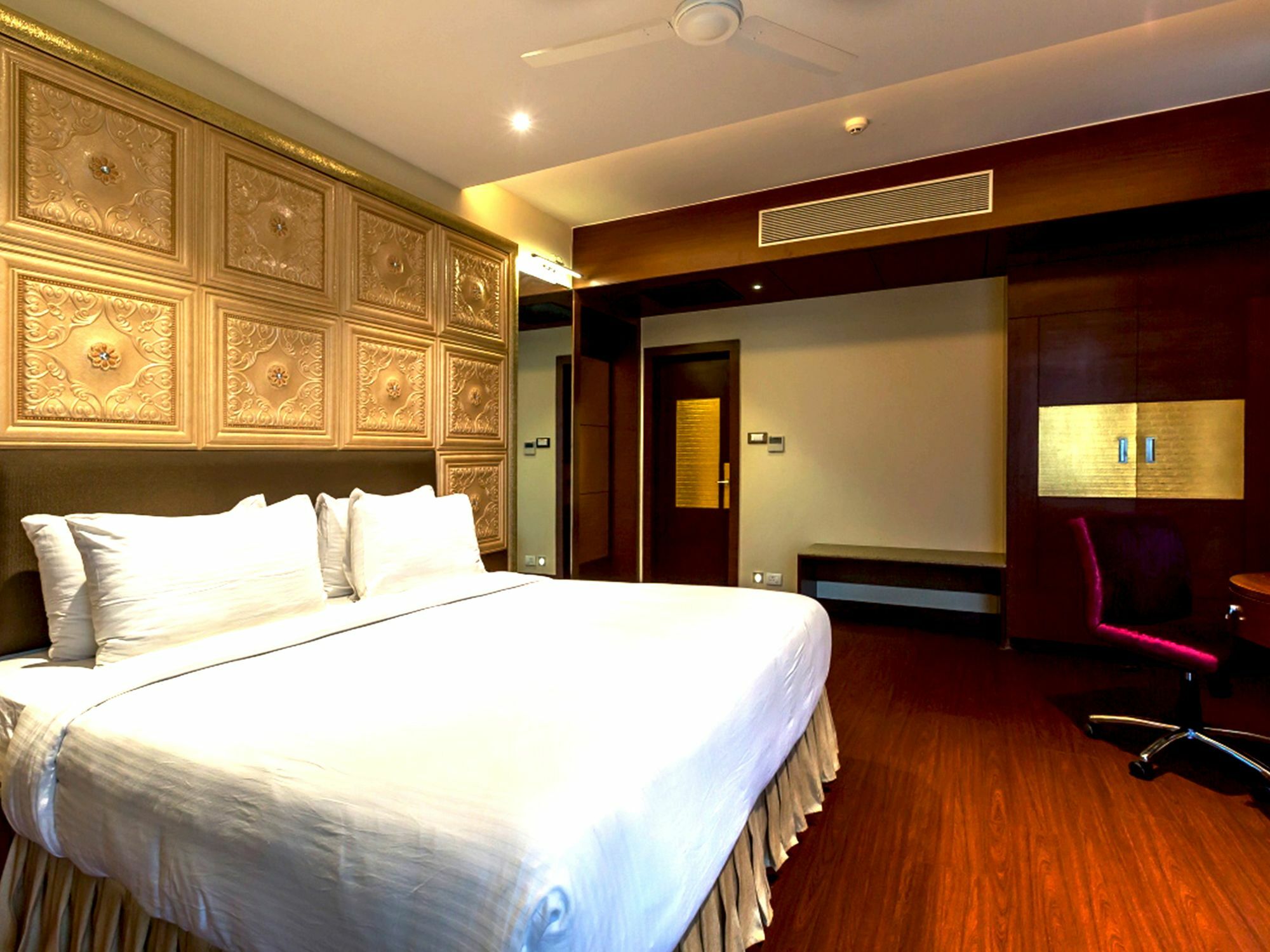 Hotel Kasturi Orchid Pal Екстер'єр фото